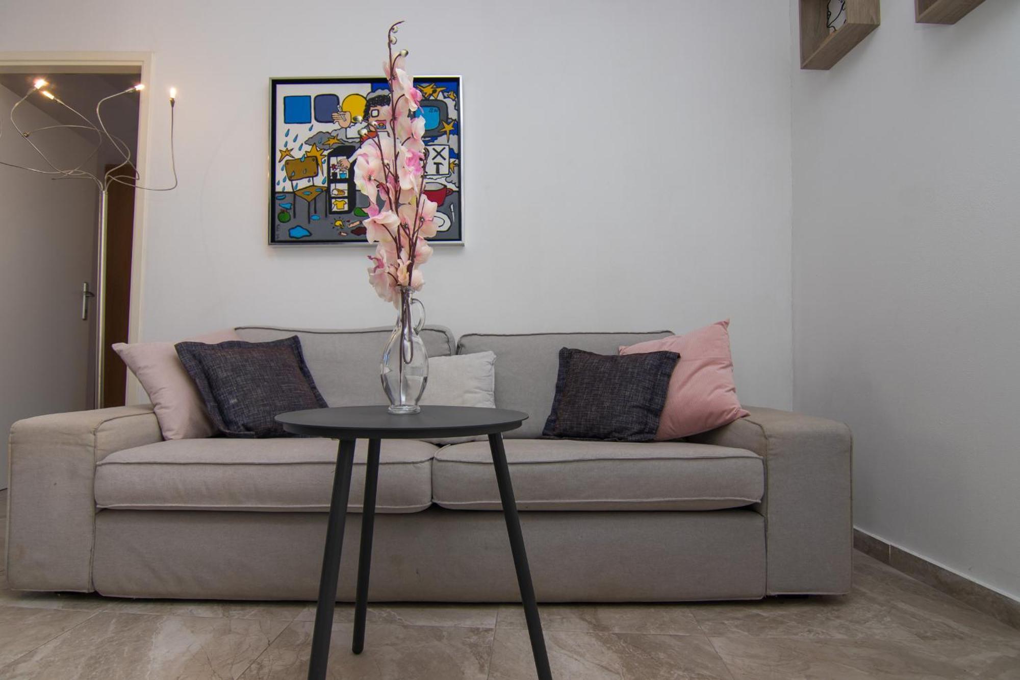 Apartments Flowers Крк Екстер'єр фото