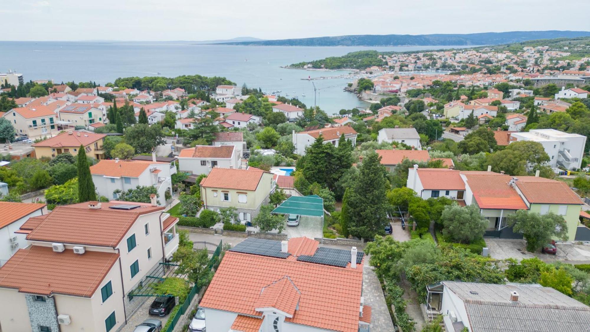 Apartments Flowers Крк Екстер'єр фото